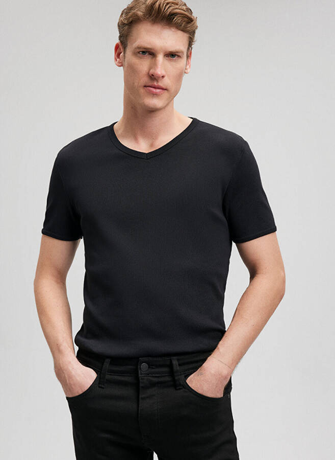 Blue Black Men's T-Shirt 063748-900 V-NECK T-SHIRT black - 9