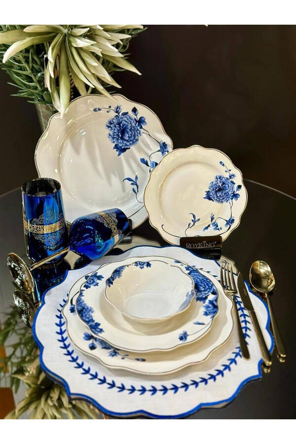 Blue Blanche 24 Piece 6 Person Bone Porcelain Dinner Set - 6