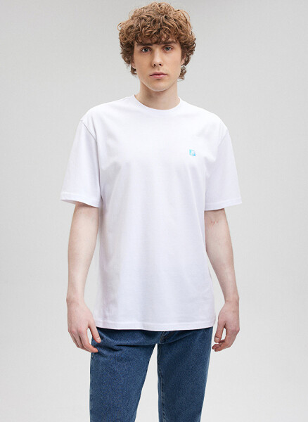 Blue crew neck, plain white men's T-shirt (Short Sleeve) - 3