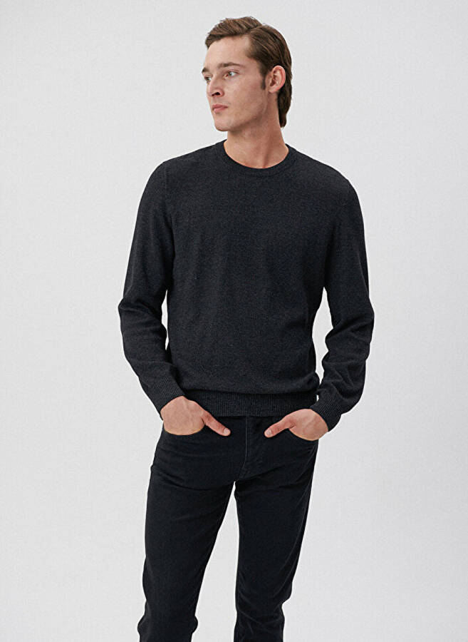 Blue Crew Neck Slim Fit Plain Black Men's Sweater M070781-900_CREW NECK SWEATER - 1