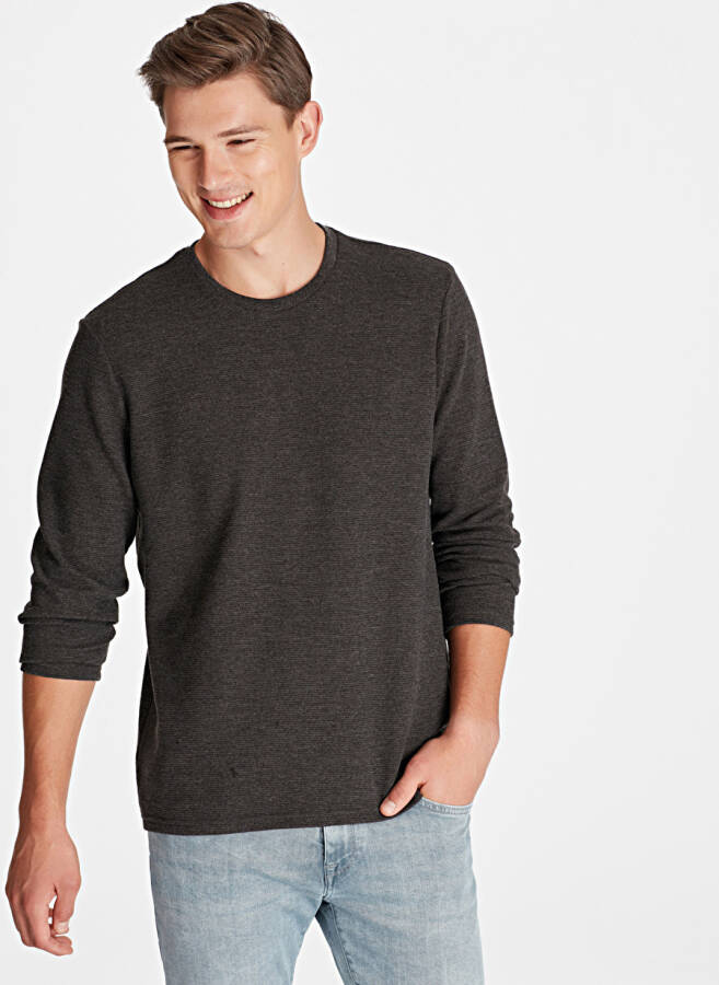 Blue long-sleeved gray t-shirt - 1