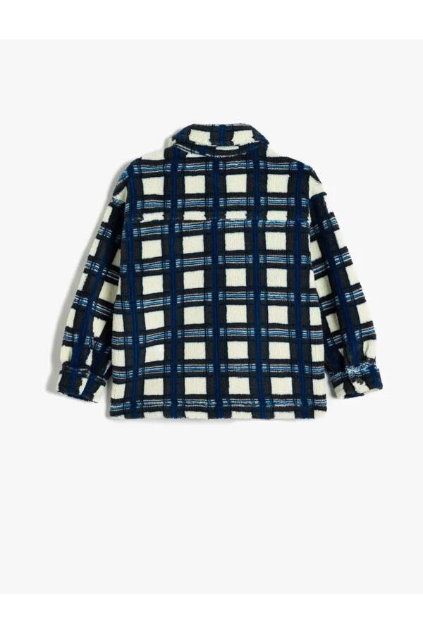 Blue plaid, long-sleeved, pocket detailed plush shirt jacket. - 18