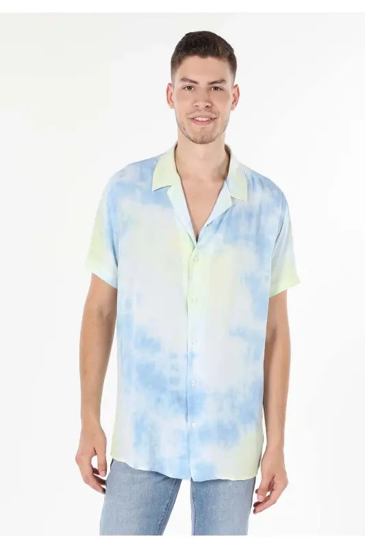 Blue, short-sleeved, neck-printed, regular fit men's shirt. - 3