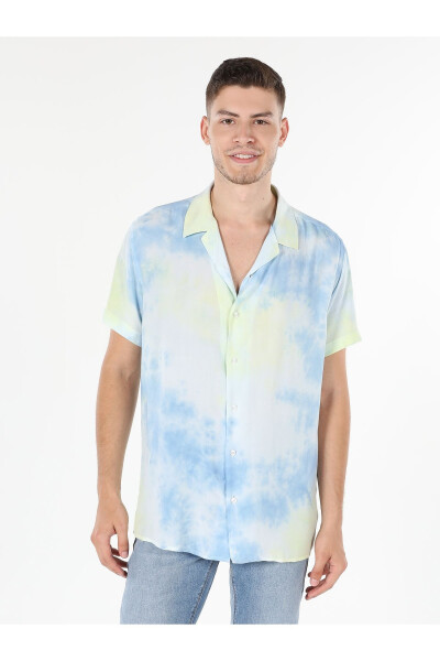 Blue, short-sleeved, neck-printed, regular fit men's shirt. - 3