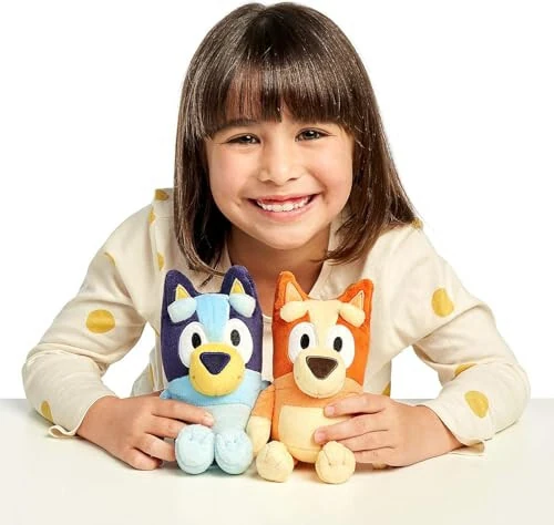 Bluey Bingo Plush Toys Bundle – Exclusive 2-Pack Soft Toys, Deluxe Fabric, Embroidered Detail, Plush Characters for Show Time or Story Time - 2