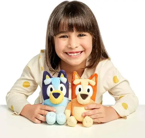 Bluey Bingo Plush Toys Bundle – Exclusive 2-Pack Soft Toys, Deluxe Fabric, Embroidered Detail, Plush Characters for Show Time or Story Time - 2