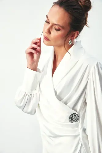 Блуза-крест с брошью - ЭКРЮ-ЭКРЮ - SATEEN (1)