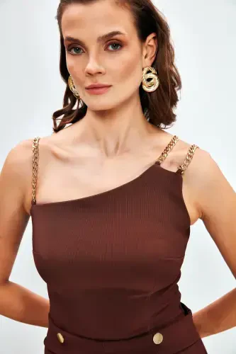 Блуза с цепочкой на бретелях - коричневая - SATEEN (1)