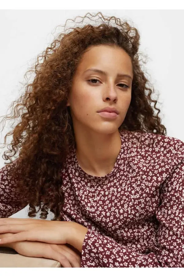 Блузка с цветочным принтом и деталями в виде узлов - 5