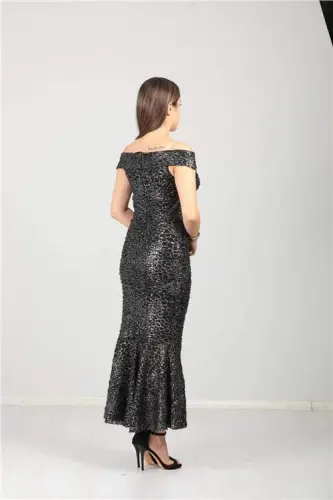 Boat Neck Dress with Ruffle Flounce Detail and Sequin - Black - 3