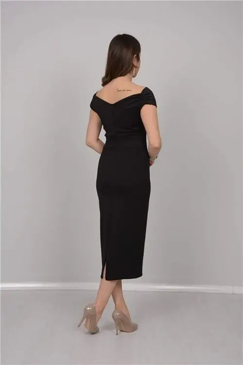 Boat Neck Pencil Dress - Black - 4