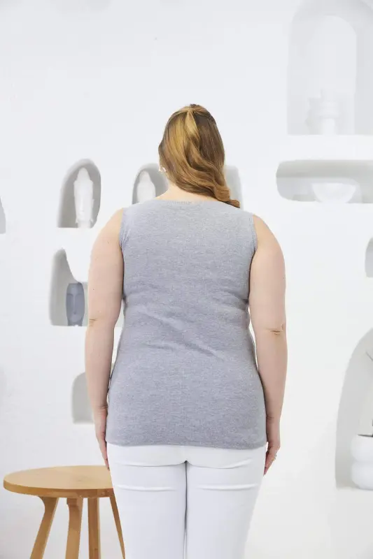 Боди-майка большого размера с кнопками спереди, серая - 4