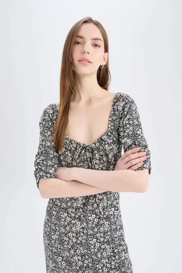 Bodycon Vücudu Saran Kare Yaka Çiçek Desenli Bürümcük Yarım Kol Midi Elbise-Siyah - 4