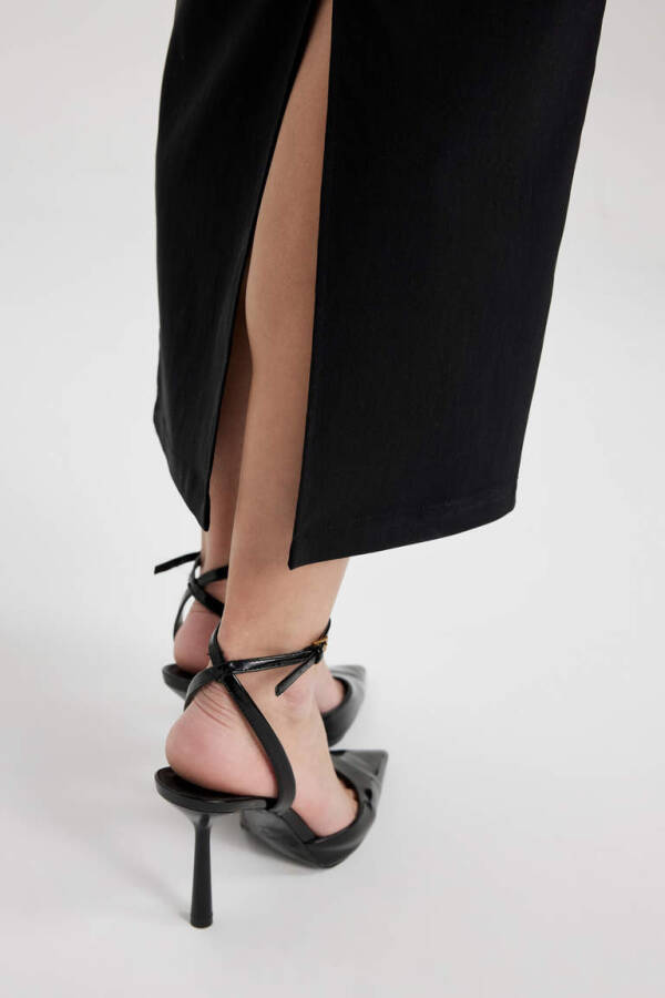Bodycon Strapless Black Maxi Dress - 8