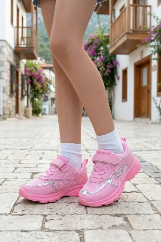 Bolalar pushti bog'ichli yagona Velcro elastik yengil nafas oladigan unisex to'rli krossovkalar sport poyabzali - pushti - BOUIS