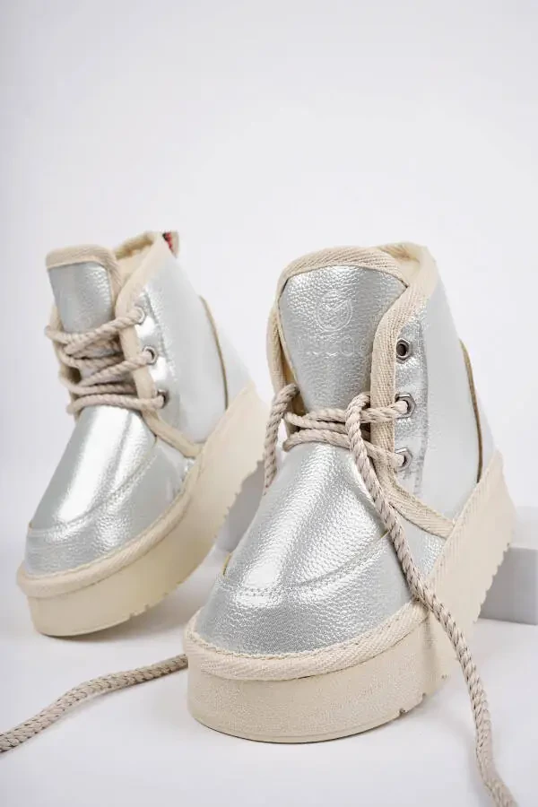 Bolalar uchun mo'ynali ichki qoplamasi bilan kundalik mini botlar. - 1