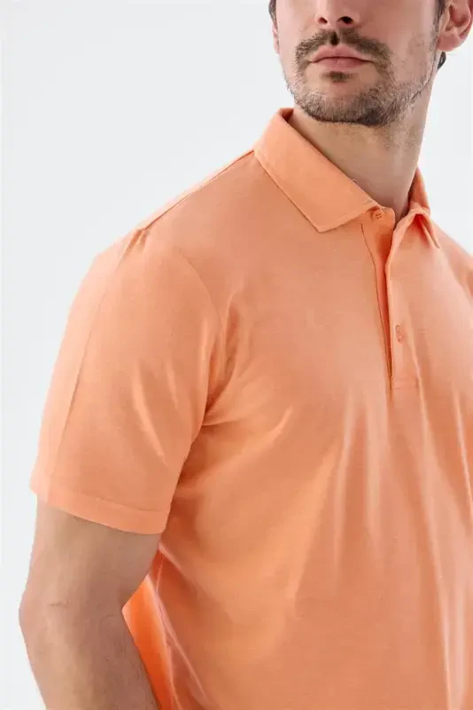 Болажон оғзи тугмаси билан талқин қилинган Slim Fit поло ёқаси футболка - 3