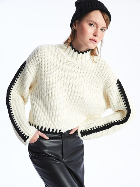 Bologna - Contrast Detail Relaxed Fit Turtleneck Sweater - Ecru Color - 8