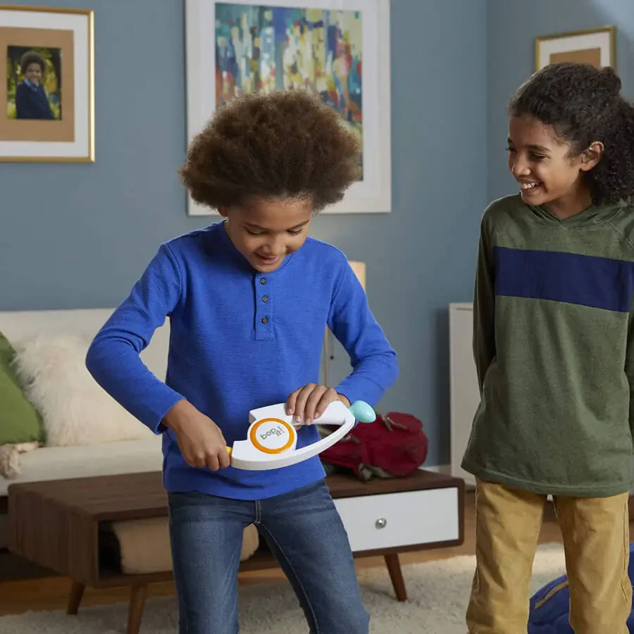 Bop It! Elektron o'yini bolalar uchun 8 va undan katta yoshdagilar uchun, bolalar o'yinlari 1+ o'yinchi uchun - 9