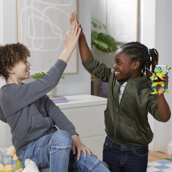 Bop It! Teenage Mutant Ninja Turtles Leonardo Edition Game, 1 or More Players, Ages 8+ - 4