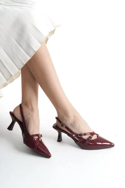 Bordo Rangli Lakli O'tkir Burunli To'qima Tafsilotli Ayol 7 Sm Poshnali Poyafzal - BAK STORE