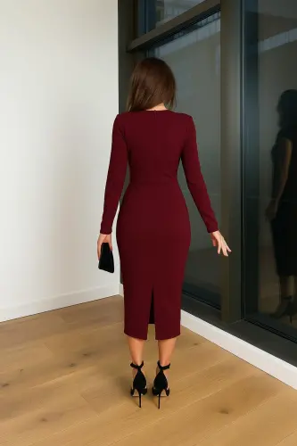 BORDO RENK MİDİ BOY BROŞ DETAYLI YIRTMAÇLI UZUN KOLLU ABİYE ELBİSE 771-Bordo771 - 3