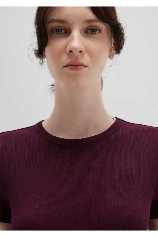 Бордовая базовая футболка Fitted / Облегающий крой 1613081-70434-Bordo - 9