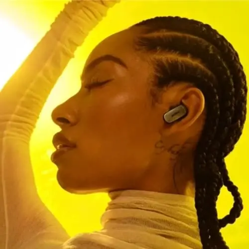 Bose QuietComfort Ultra Simsiz Quloqchinlar, Shovqinni Beqarorlashtiruvchi Quloqchinlar, Fazoviy Audio va Jahon Darajasidagi Shovqinni Beqarorlashtirish Xususiyatiga ega Bluetooth Quloqchinlar, Qora 