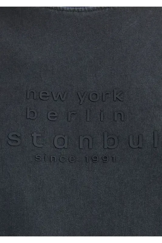 Bosma naqshli antratsit futbolka, keng bichimli / Keng va qulay kesim - 7