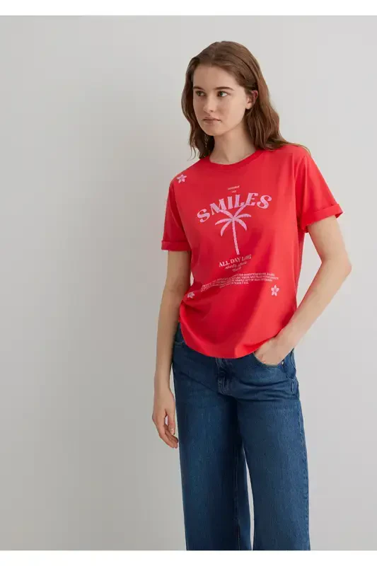 Bоsmali qizil futbolka Regular Fit / Normal kesim - MAVI