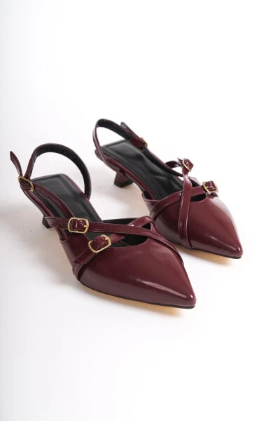 Ботинки из бордовой лаковой кожи на каблуке 3 см с ремешком и пряжкой, вишнево-красный - 4