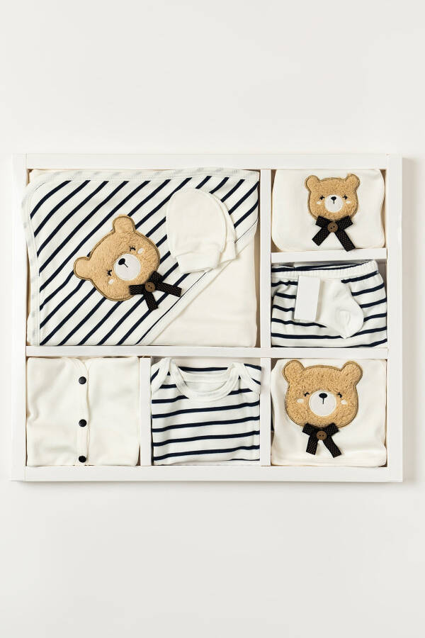 Boxed Boy - Newborn Clothes Cotton Bear 11-Piece Hospital Discharge Sets with Embroidery - 1