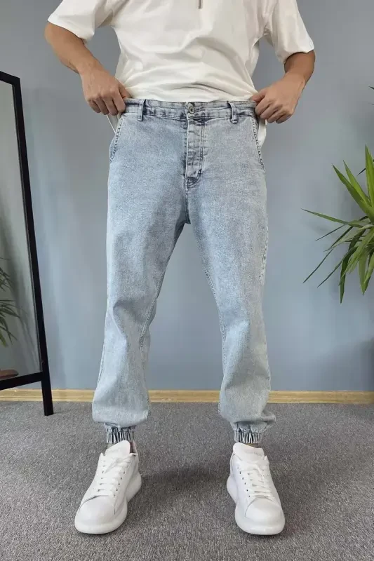 Boyfriend Jogger Jeans with Elastic Cuffs - 2