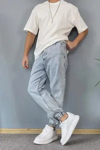 Boyfriend Jogger Jeans with Elastic Cuffs - 3