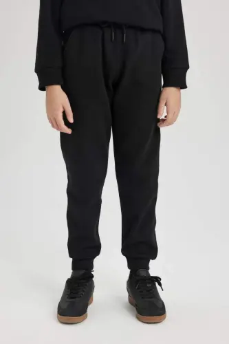 Boys' Basic Jogger Sweatpants in Black - 4