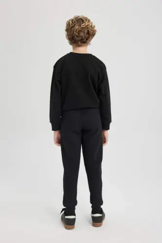 Boys' Basic Jogger Sweatpants in Black - 6