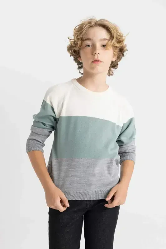 Boys' Bicycle Neck Knit Sweater C8115A824WN - DEFACTO