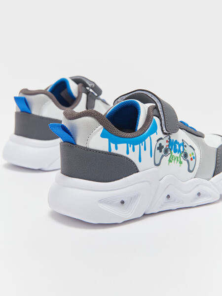 Boys' Light Up Sports Shoes - 5