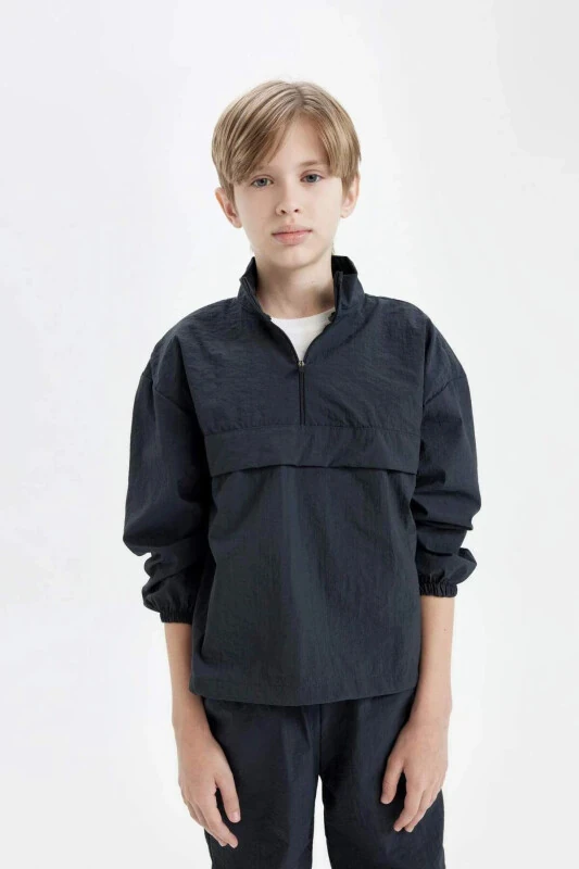 Boys' Oversize Fit Zipper Collar Parachute Long Sleeve Shirt D0331A824AU - DEFACTO