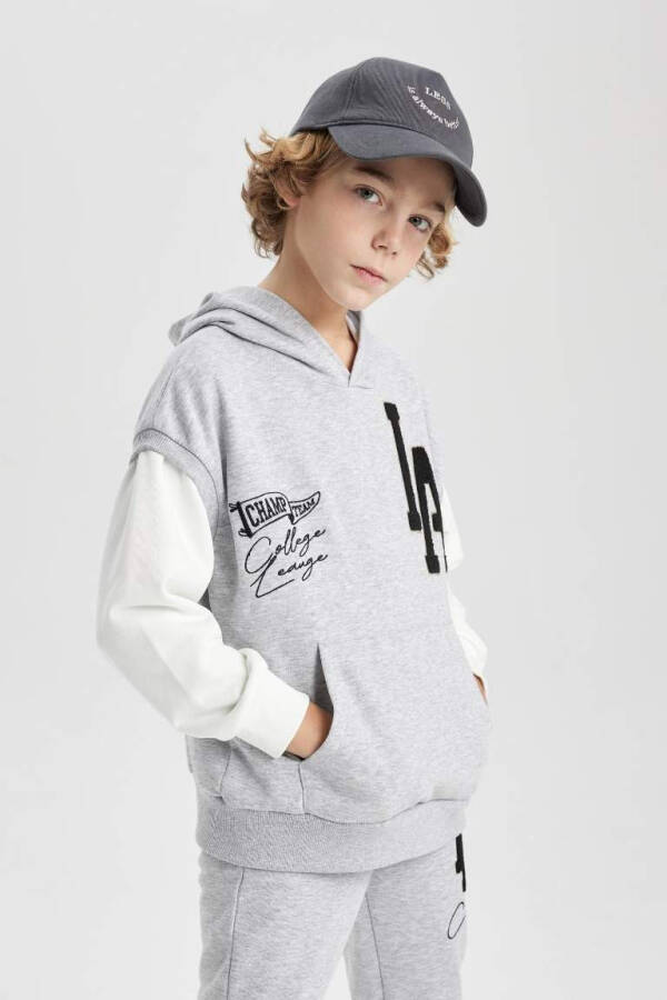 Boy's Oversize Loose Embroidered Hooded Sweatshirt Gray Melange - 4