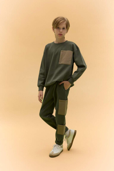 Boy's Oversized Loose-Fit Sweatshirt with Bike Collar Light Khaki - 2