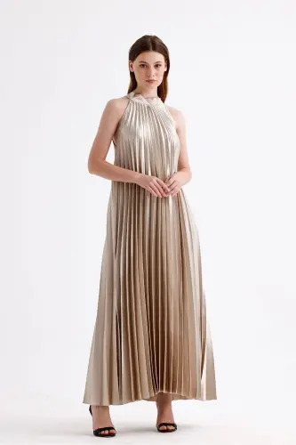 Boyundan Bağlamali Piliseli Dijital Baskili Kolsuz Saten Elbise | Elb34513 Bej-Bej - 7