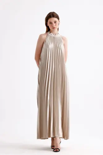 Boyundan Bağlamali Piliseli Dijital Baskili Kolsuz Saten Elbise | Elb34513 Bej-Bej - 6