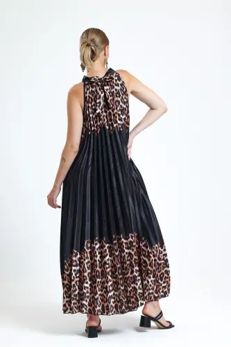 Boyundan Bağlamali Piliseli Dijital Baskili Kolsuz Saten Elbise | Elb34513 Kahve Leopar-Kahve Leopar - 5