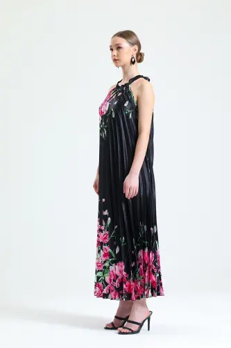 Boyundan Bağlamali Piliseli Dijital Baskili Kolsuz Saten Elbise | Elb34513 Siyah Çiçekli-Siyah Çiçekli - 3