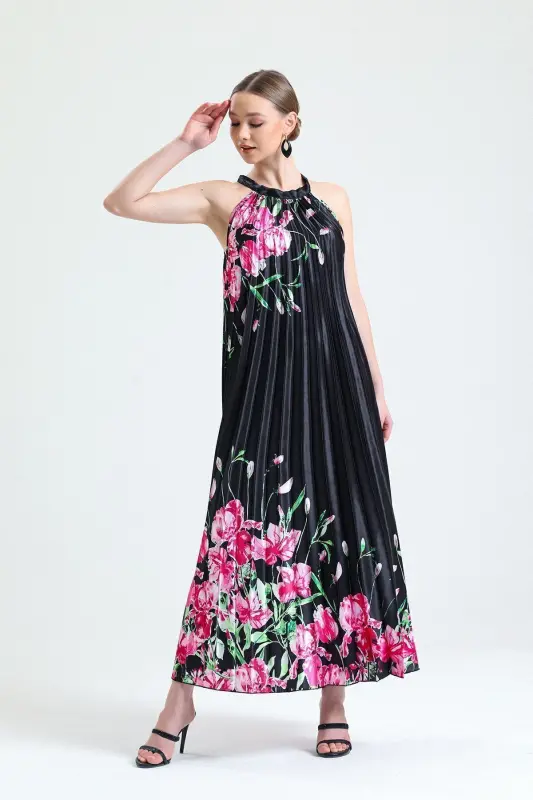 Boyundan Bağlamali Piliseli Dijital Baskili Kolsuz Saten Elbise | Elb34513 Siyah Çiçekli-Siyah Çiçekli - GENEL MARKALAR