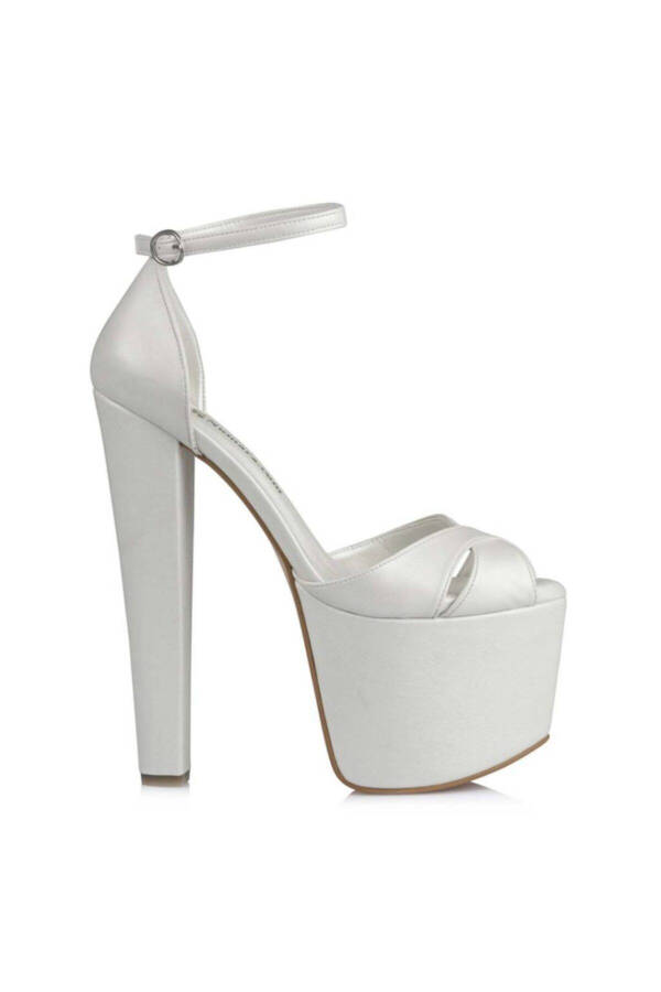 Bridal High Platform Shoes - 4