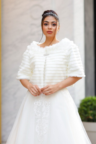Bridal Stole Striped Fur Off-White - TURKUAZ (1)