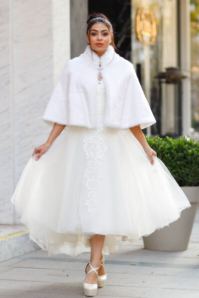 Bride Etole Cape Fur Jacket Off-White - 1