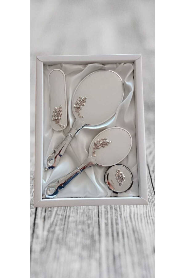 Bride's Dowry Gift Mirror Comb Set Bride's Trunk - 1